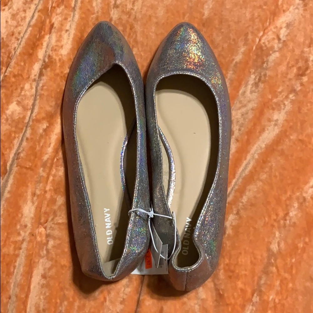 Old navy holographic flats